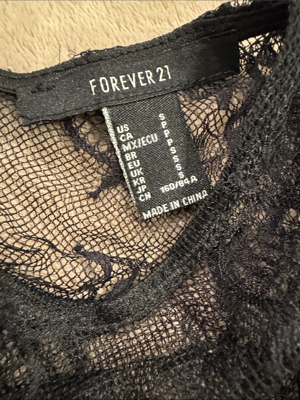 NEW | Forever 21 Black Lace Cap Sleeve Crop Top - Picture 2 of 3